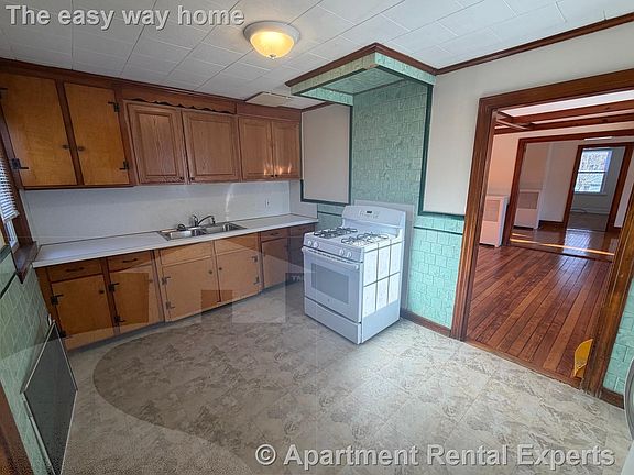 5th image of 23 Ashland St #1L