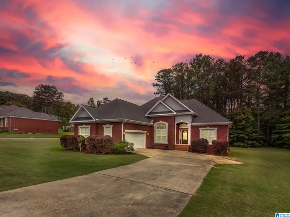 702 Lincoln Crst SE, Jacksonville, AL 36265