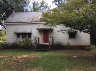 1407 Forrest Hills Rd #R, Saluda, SC 29138