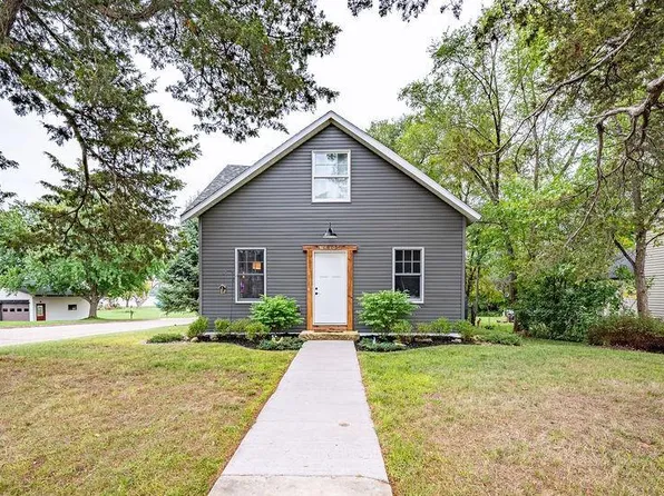 W6405 Main St, Bay City, WI 54723