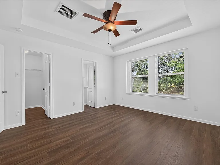 8126 Montague Manor Ln — Photo 22