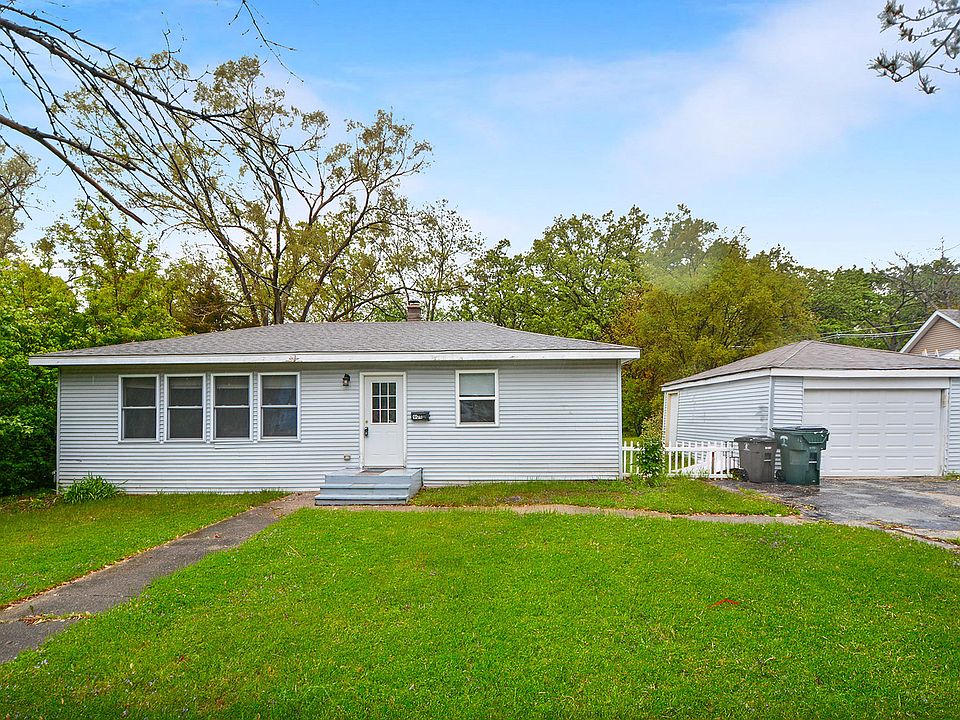 1st image of 904 Warrior Dr