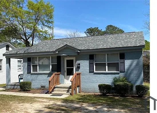 2 bed, 832 sqft, $1,250 — Photo 1