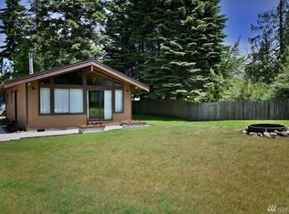 1554 Silver Fir Dr, Camano Island, WA 98282