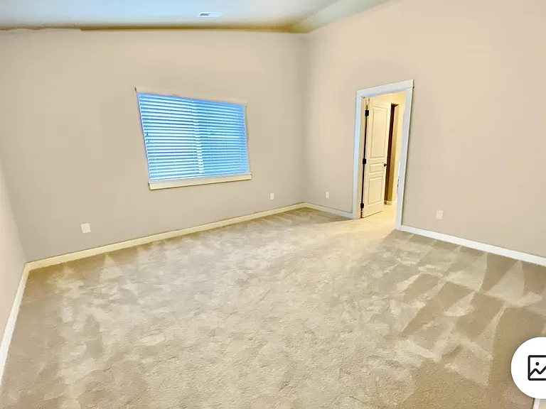 4467 SW Salmon Pl — Photo 12