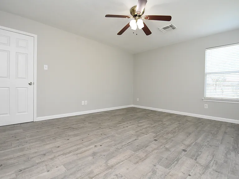 21603 Falvel Lake Dr — Photo 18