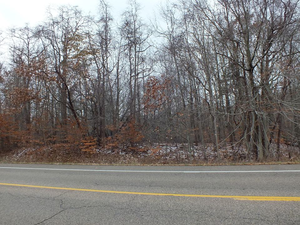 2nd image of LOT 64th St Lot E