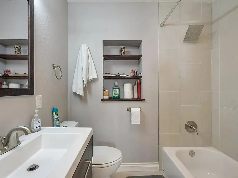 3331 N Lafayette St — Photo 12