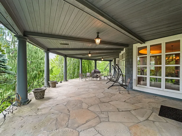 9 Flaherty Ln — Photo 44