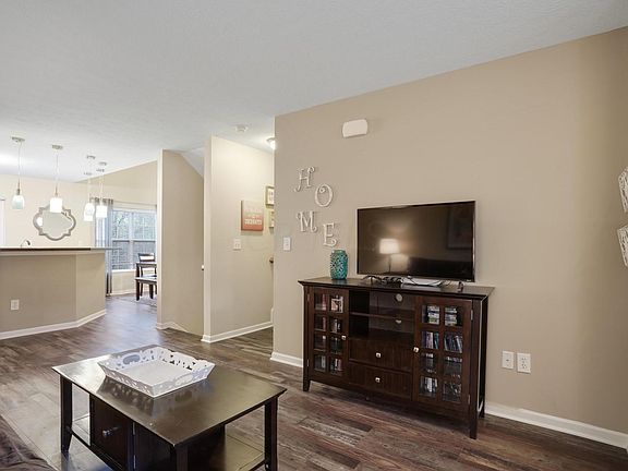 4th image of 6473 Walnut Fork Dr