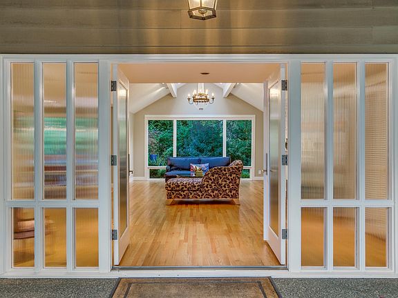 2nd image of 6227 Parkside Ln