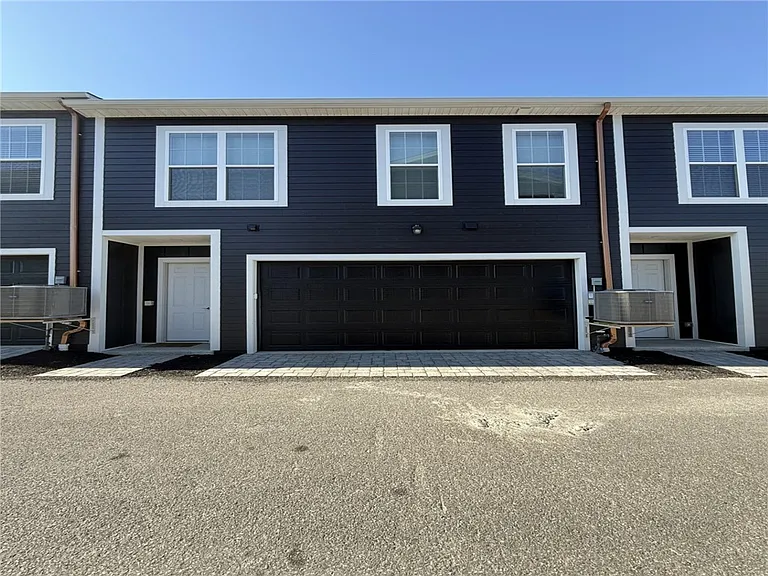 302 Highbridge Ln — Photo 28