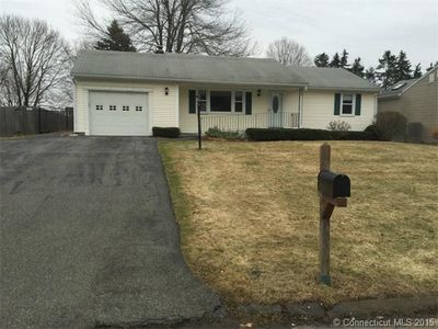 37 Hawthorne Ter, Meriden, CT, 06450