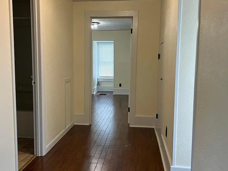 898 Main St — Photo 6