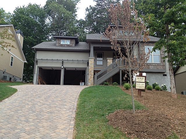 2nd image of 321 Fennel Dun Cir