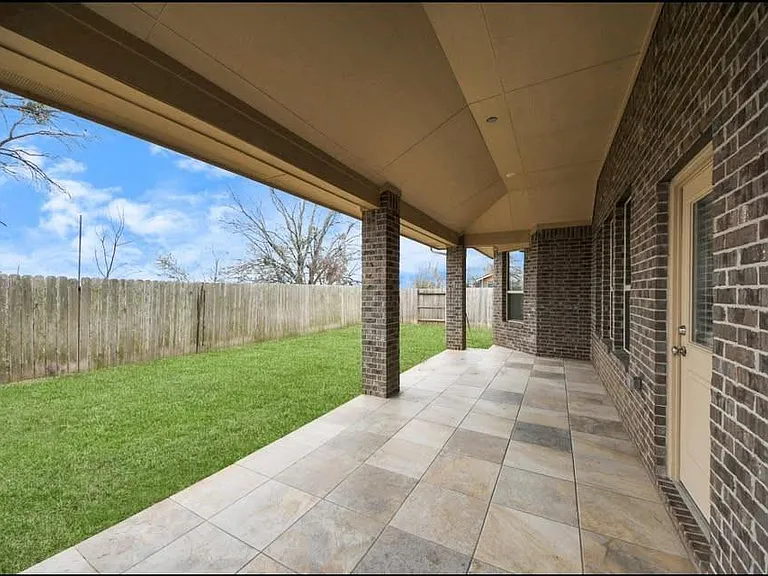 18923 Pine Harvest Ln — Photo 5