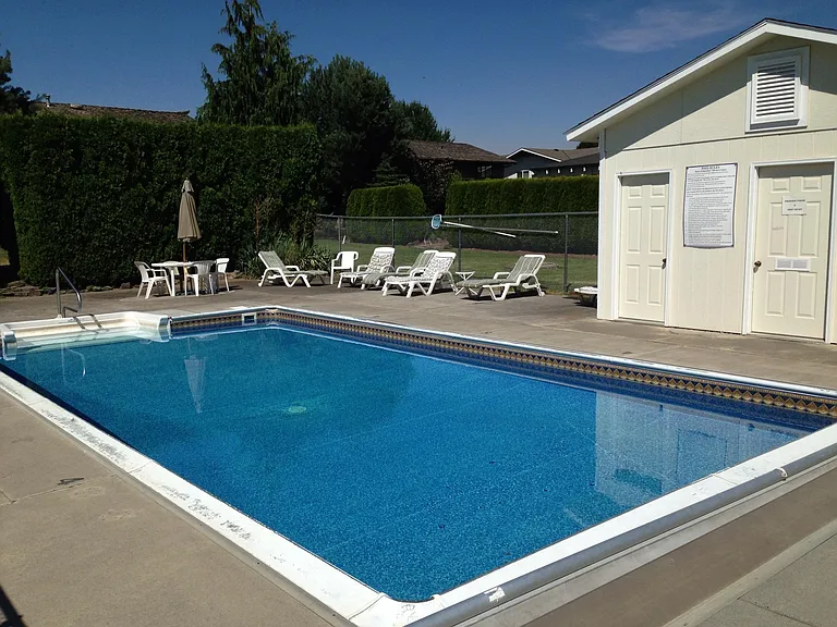 1831 Fairway Dr — Photo 18
