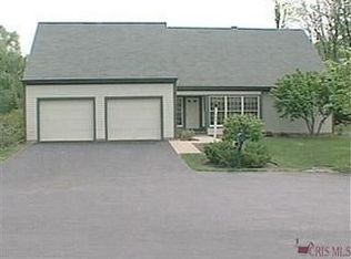 900 Saint Andrews Pl NE, Warren, OH