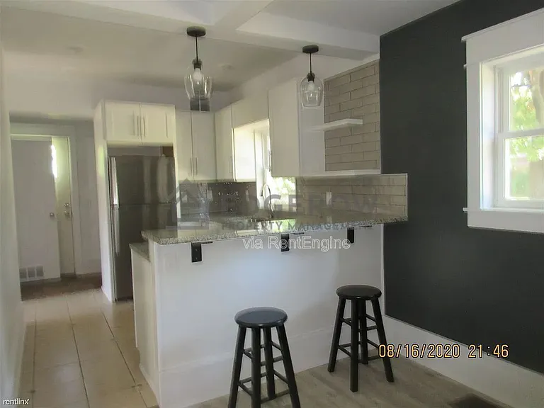 1063 Quarry Ave NW #2 — Photo 3