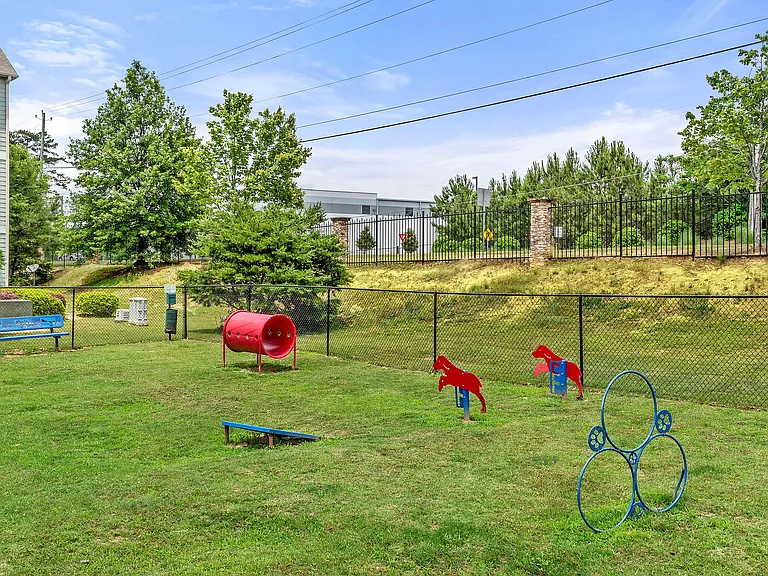 C208660_The_Parke_at_Oakley_DOG_PARK_03