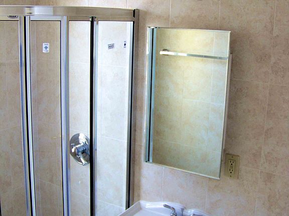 4th image of 8802 Rockaway Beach Blvd APT 3B