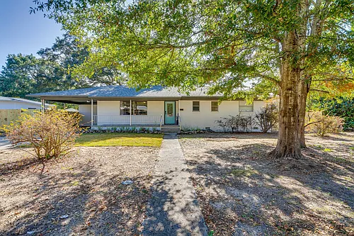 5807 Aurora Ave Photo 1