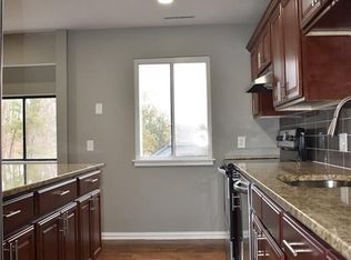 241 Heritage Vlg #D, Southbury, CT 06488