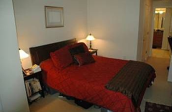 5th image of 1021 N Garfield St APT 147