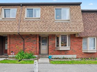 909 D Elmsmere Rd #152, Ottawa, ON K1J 8G4