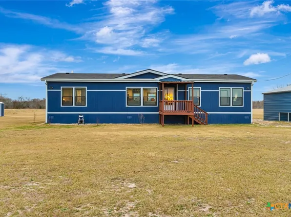 497 W Oaks, Victoria, TX 77905