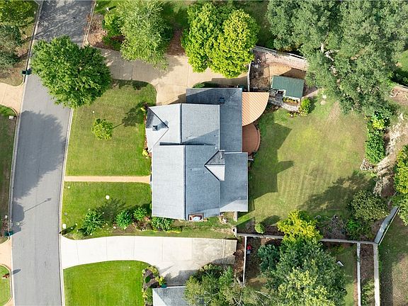 3rd image of 9813 Harvest Ln