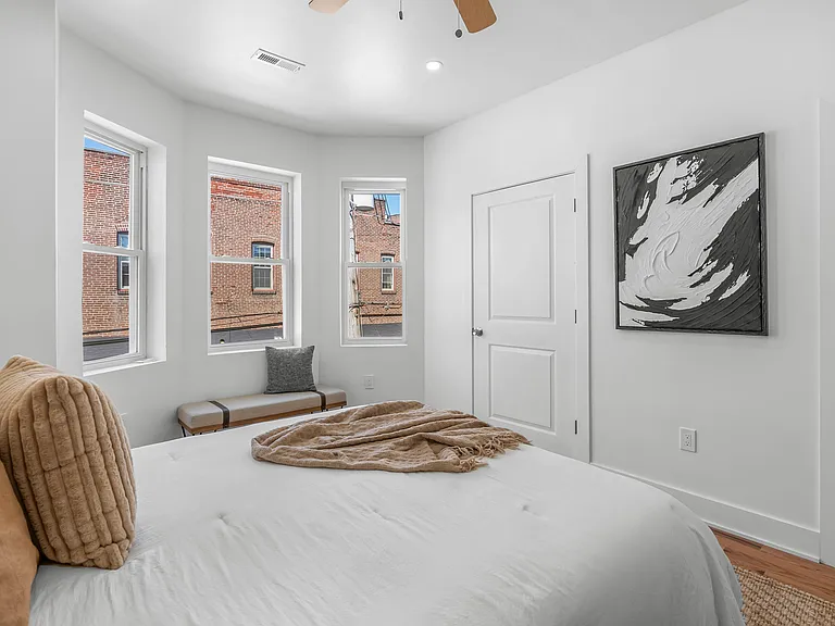 5118 Chancellor St — Photo 14