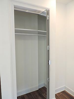 5th image of 168 Norfolk St APT 7