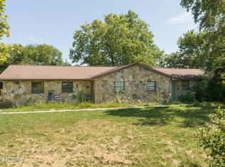 3179 Gibson Rd, Strawberry Plains, TN 37871