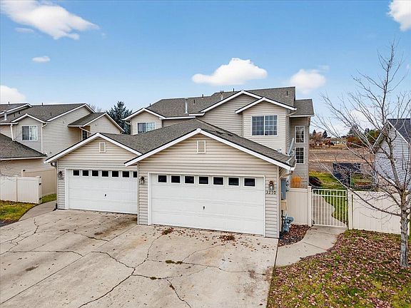 2nd image of 3208 Meadow Glen Ln #3210