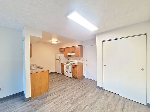 4th image of 1206 W 6th Ave APT 101
