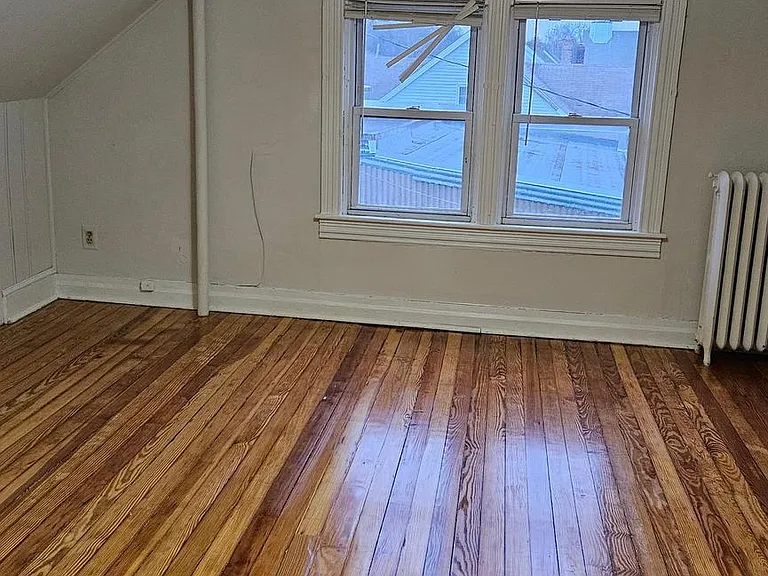 6330 Windsor Mill Rd — Photo 11