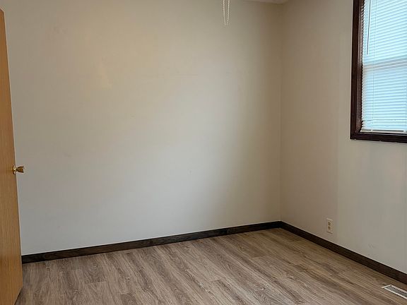 5th image of 1237 N Colorado Ave