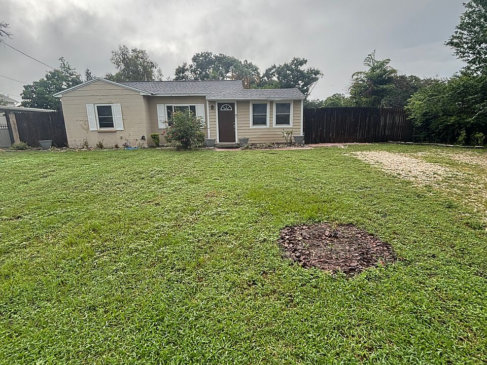 1st image of 3023 W Meadow St