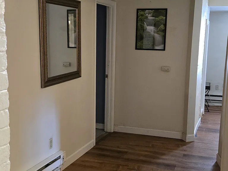 130 Merriam Ave #4 — Photo 4
