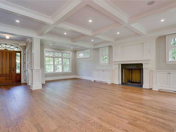 5th image of 9 Janes Ln