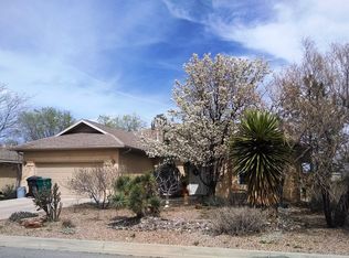 208 Dogwood Trl SE, Rio Rancho, NM 87124