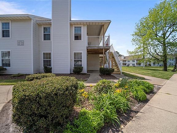 2nd image of 439 Shelter Dr