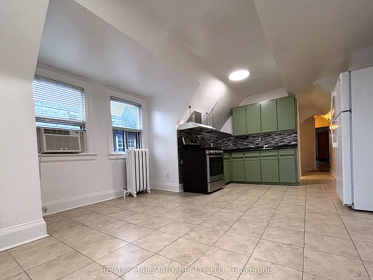 55 Brunswick Ave #3 — Photo 3