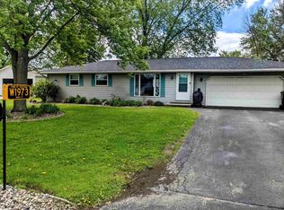 W1973 Vans Ct, Freedom, WI 54130