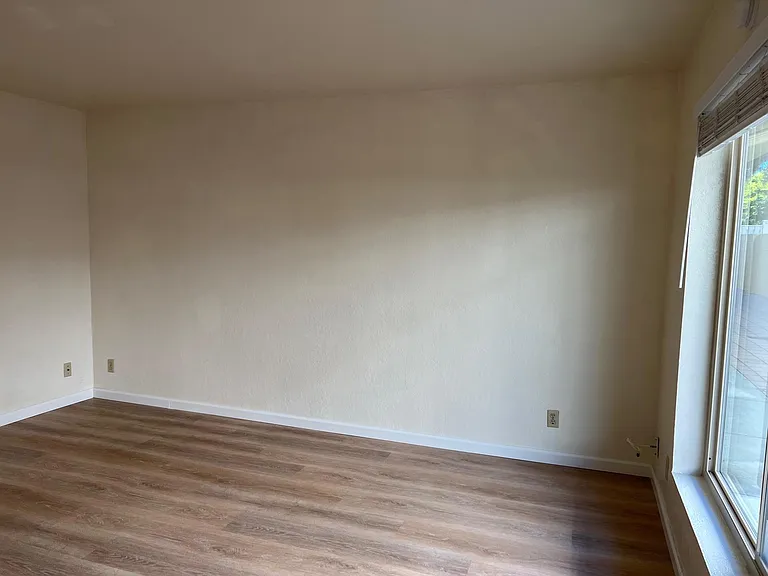 1141 E Foothill Blvd #5 — Photo 3