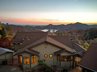 19297 Mountain Maple Rd, Lakehead, CA 96051