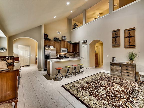 3rd image of 6610 Thistle Wood Dr