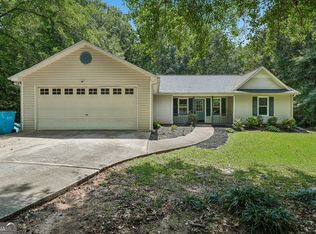 131 Homestead Way, Locust Grove, GA 30248