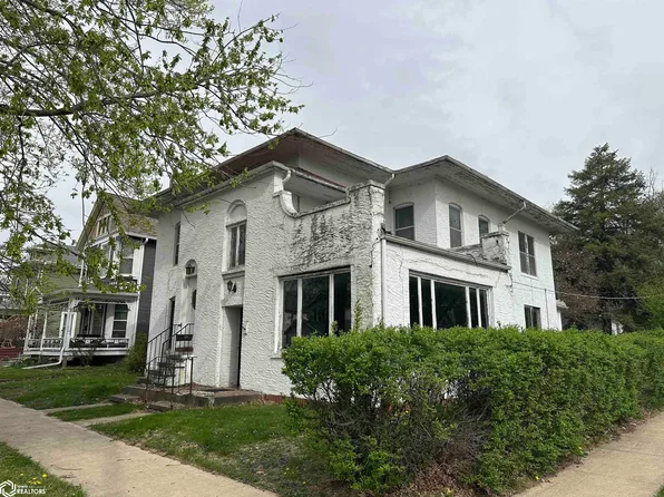 903 Avenue D, Fort Madison, IA 52627